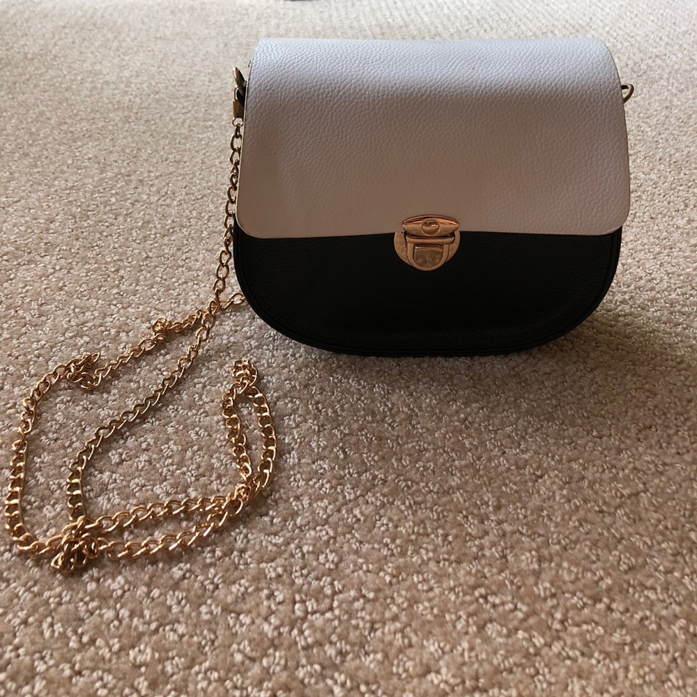 NEW Blk/White Shoulder/Crossbody Bag